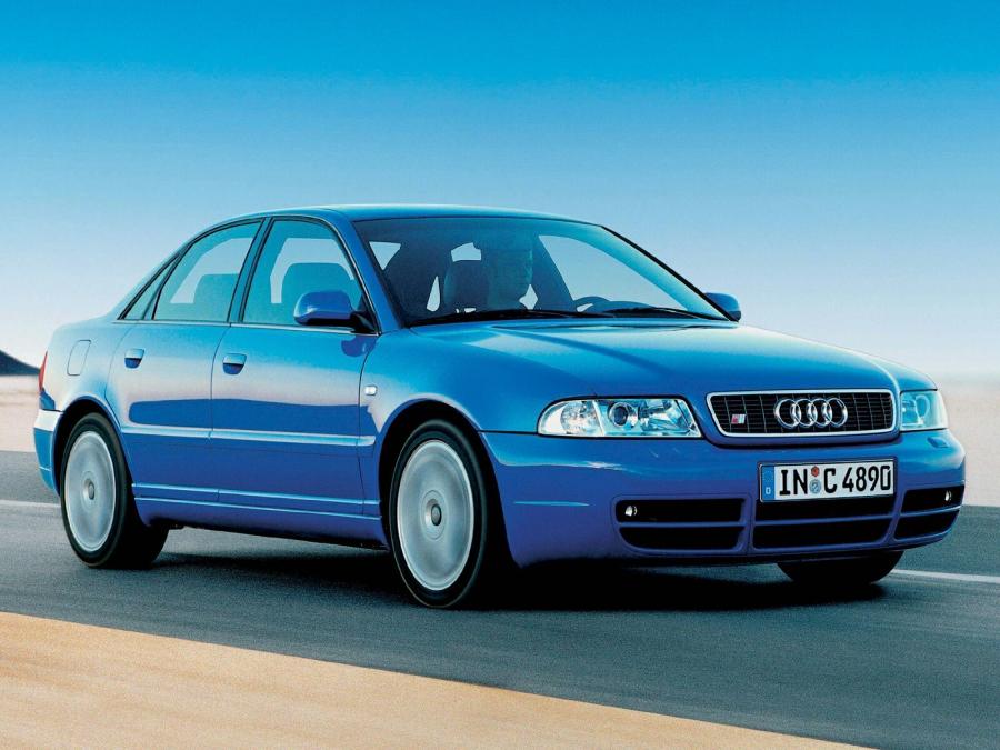  Audi S4 Sedan (B5, 8D) 1997 года  (WW) (фото 1 из 9)
